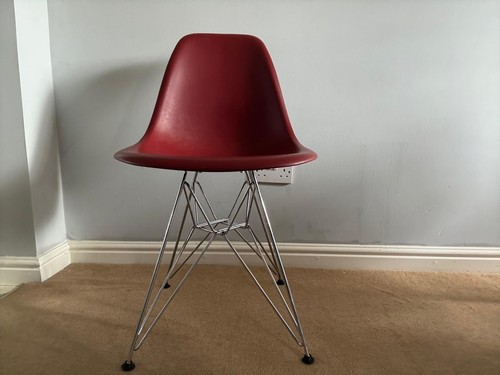 Authentic vitra eames chair - authentic,