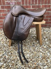 TO CLEAR🔥Size 1 / 17" WOW Saddle 🐴 Deep Seat : Semi Curved : Moveable Blocks