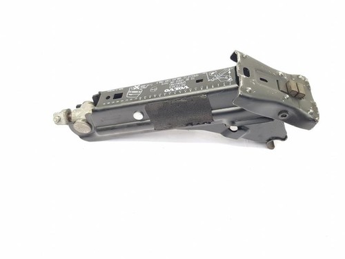 2005 volvo v70 vehicle jack - v70,