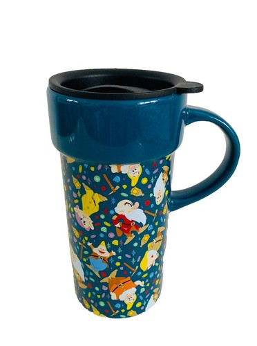 Disney store snow - disney,