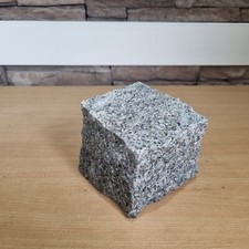 Granite Cobbles 100 x 100 x