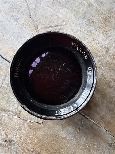 Nikon 85mm nikkor - nikon,