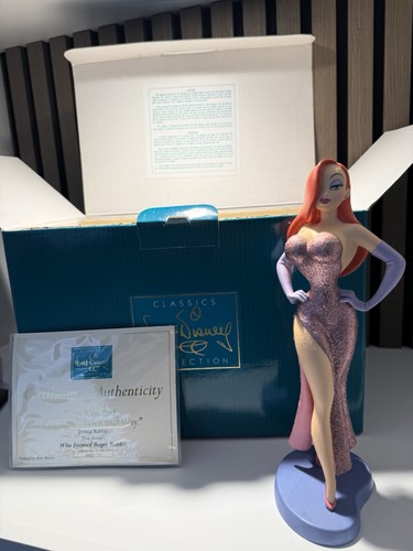 Rare jessica rabbit figurine - jessica,
