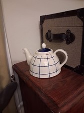 Charming Whittard of Chelsea