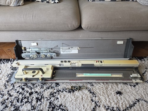 Empisal knitmaster mod 700 - knitmaster,
