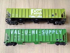 2 X Athearn H/O Gauge Hopper