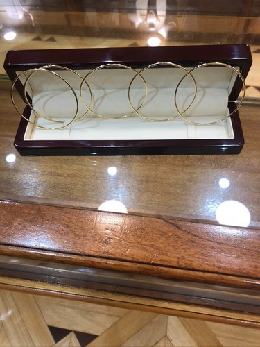 Set five 9ct solid - of, yellow