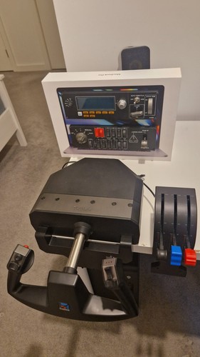 Saitek flight yoke system - system, +