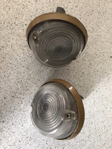 Pair ford thames 400e front - thames,