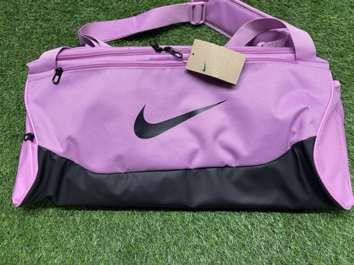 Brand new nike duffel - new*,