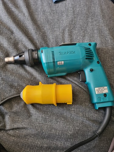 Makita drywall screwgun - makita,