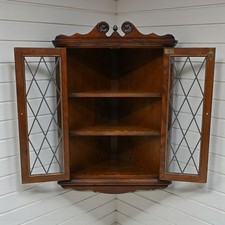 Old Charm Hanging Corner