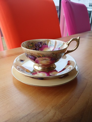 Aynsley bone china orchard - aynsley,