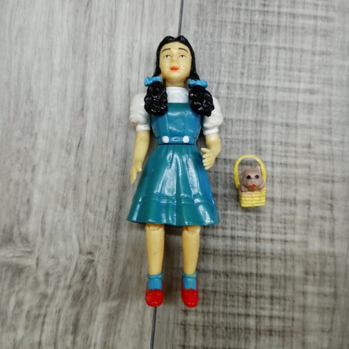 Dorothy toto basket the - dorothy,