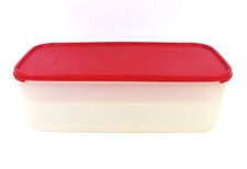 Vintage Tupperware Space Saver Rectangle Crisper/Vegetable Keeper Container Red