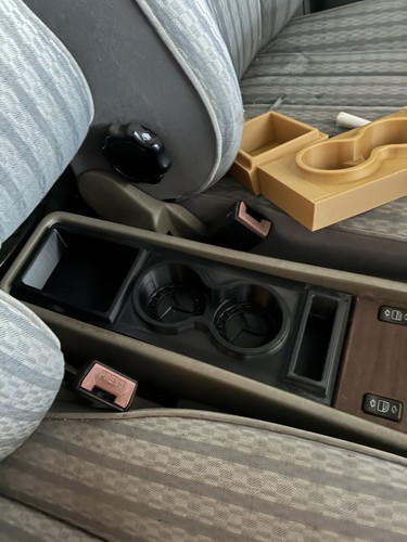 Mercedes w124 abs - abs, holder