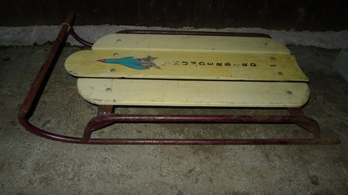 Vintage wooden sledge metal