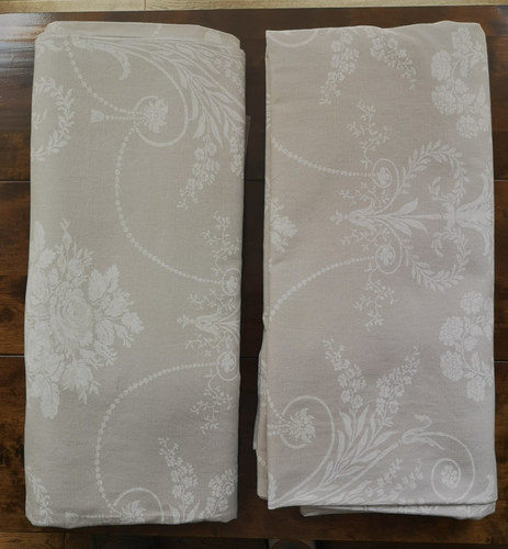 Pair laura ashley - pair,