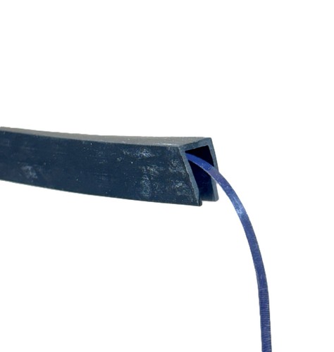 Large black rubber - large, channel
