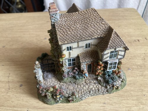 Leonardo collection cottage - leonardo,