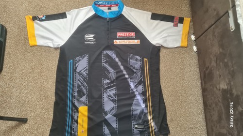 Chris dobey target - dobey, darts