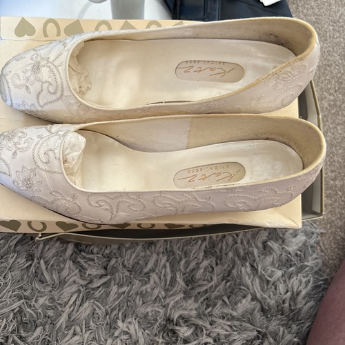 Worn once ivory wedding - worn,