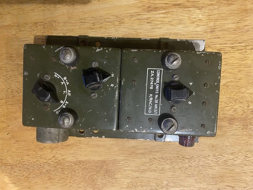 Ww2 wireless radio set - radio,