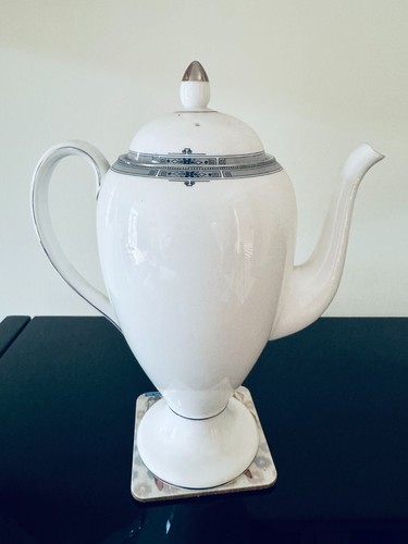 Wedgwood amherst coffee pot - coffee,