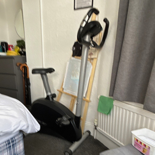 Reebok upright exercise bike - reebok,