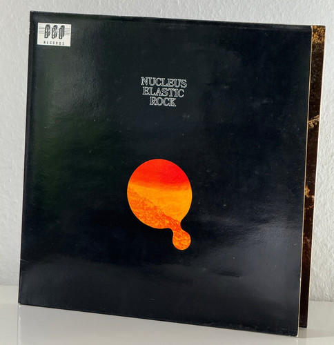 Nucleus elastic rock - *,
