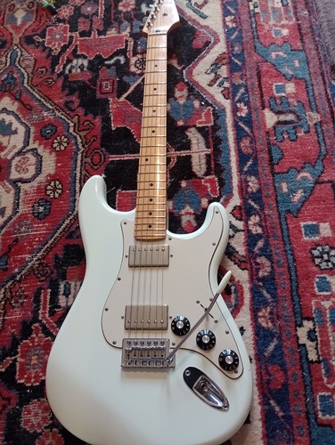 Fender blacktop stratocaster - fender,