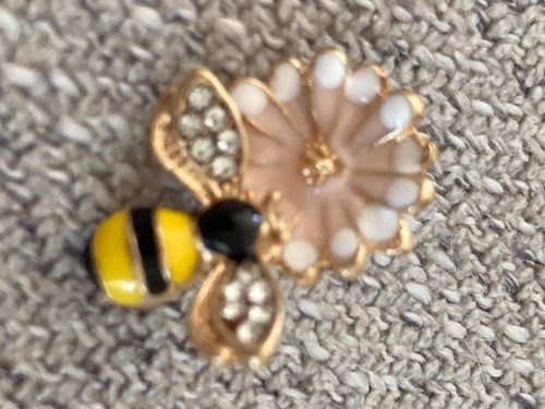 Bee beads charms buttons craft - bee,