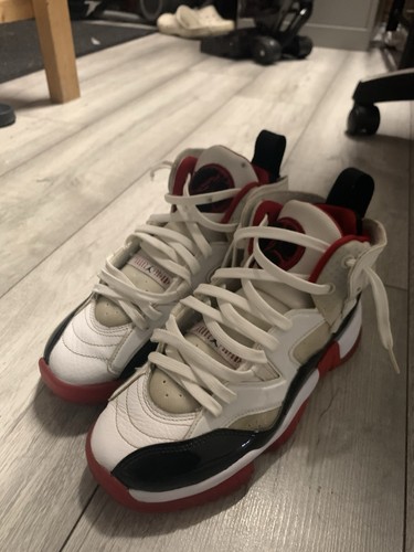 Bred white red - and, black