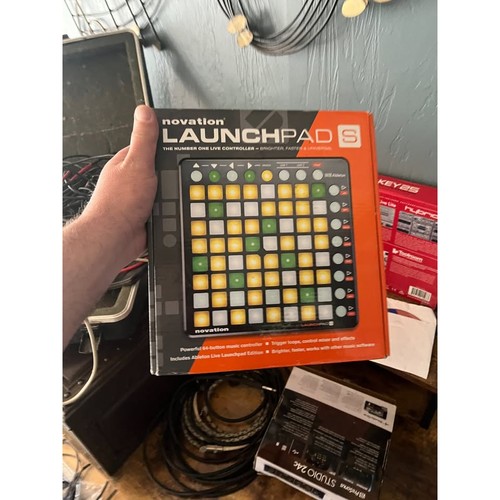 Novation launchpad button - s, 64-button