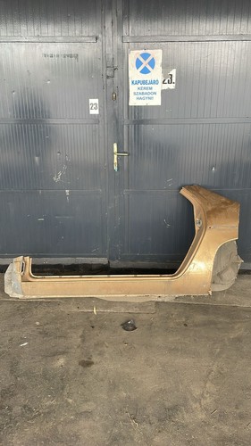 Porsche 928 left - s, rear