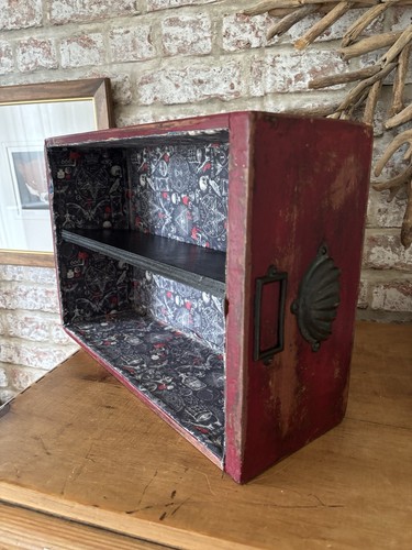 Vintage shelf box - vintage, 🖤