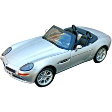 Kyosho BMW Z8 1:18 E52 James