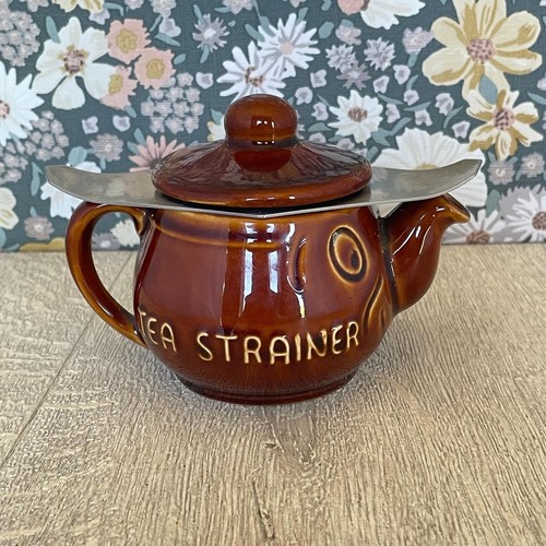 Sylvac tea strainer 4931 in - no,