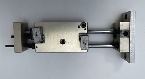 Domino 055 pneumatic - ,