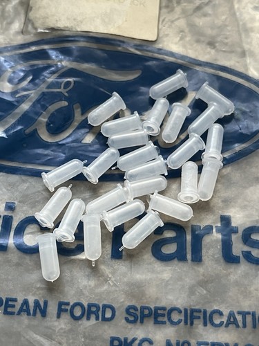 Badge clips x25 ford - badge,