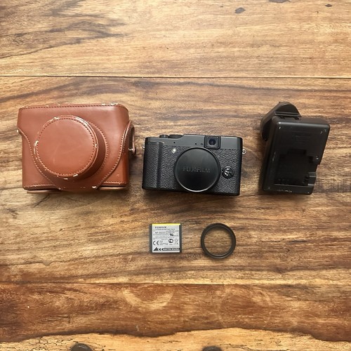 Fujifilm x10 camera - fujifilm,