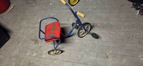 Vintage child raleigh - child's,
