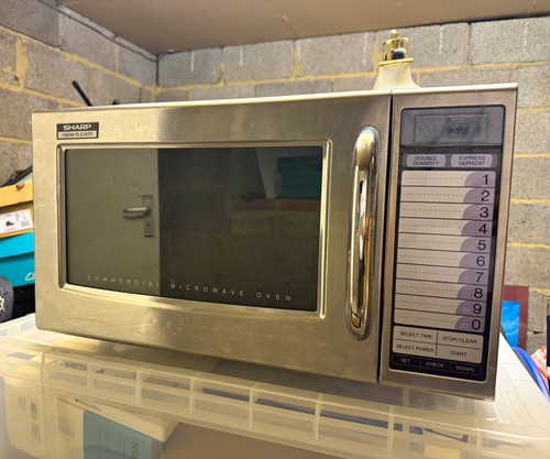 Sharp 21at 1000w commercial - r-21at,