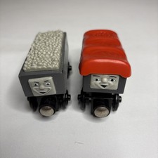 GIGGLING TROUBLESOME TRUCKS for Brio Thomas and Friends Wooden Railway LC99131