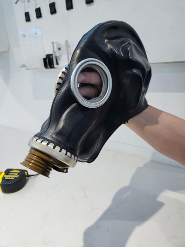 Rubber gas mask - gas,