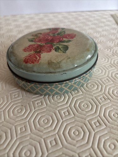 Vintage tin sewing storage - sewing,