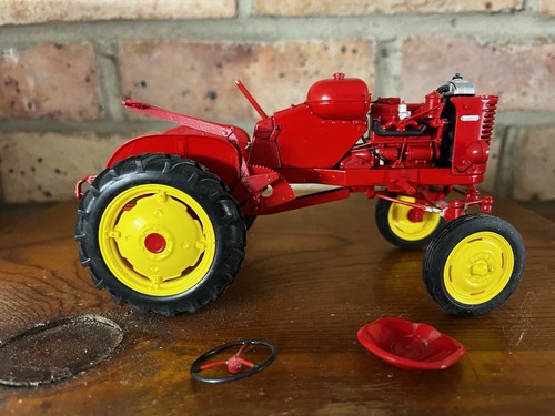 Universal hobbies massey - universal,