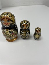 Set Of 4 Russian Dolls. S65