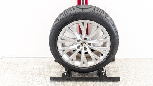 Skoda superb mk3 alloy - b8,