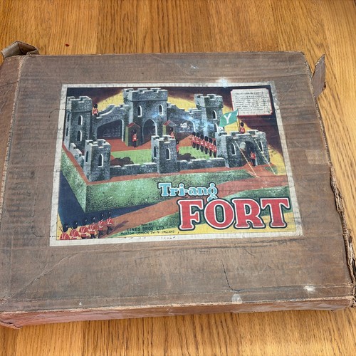 Tri ang toy fort - late, 1950's